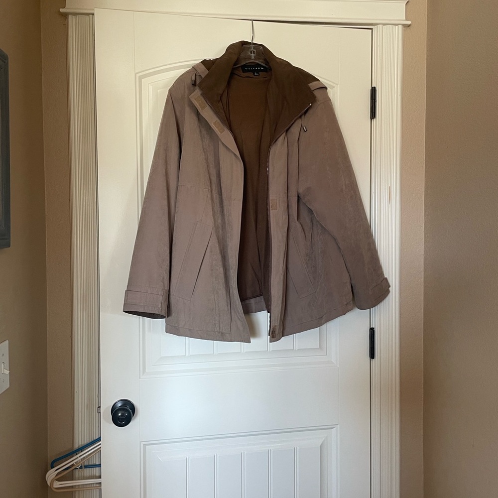 Gallery Tan Men's Jacket